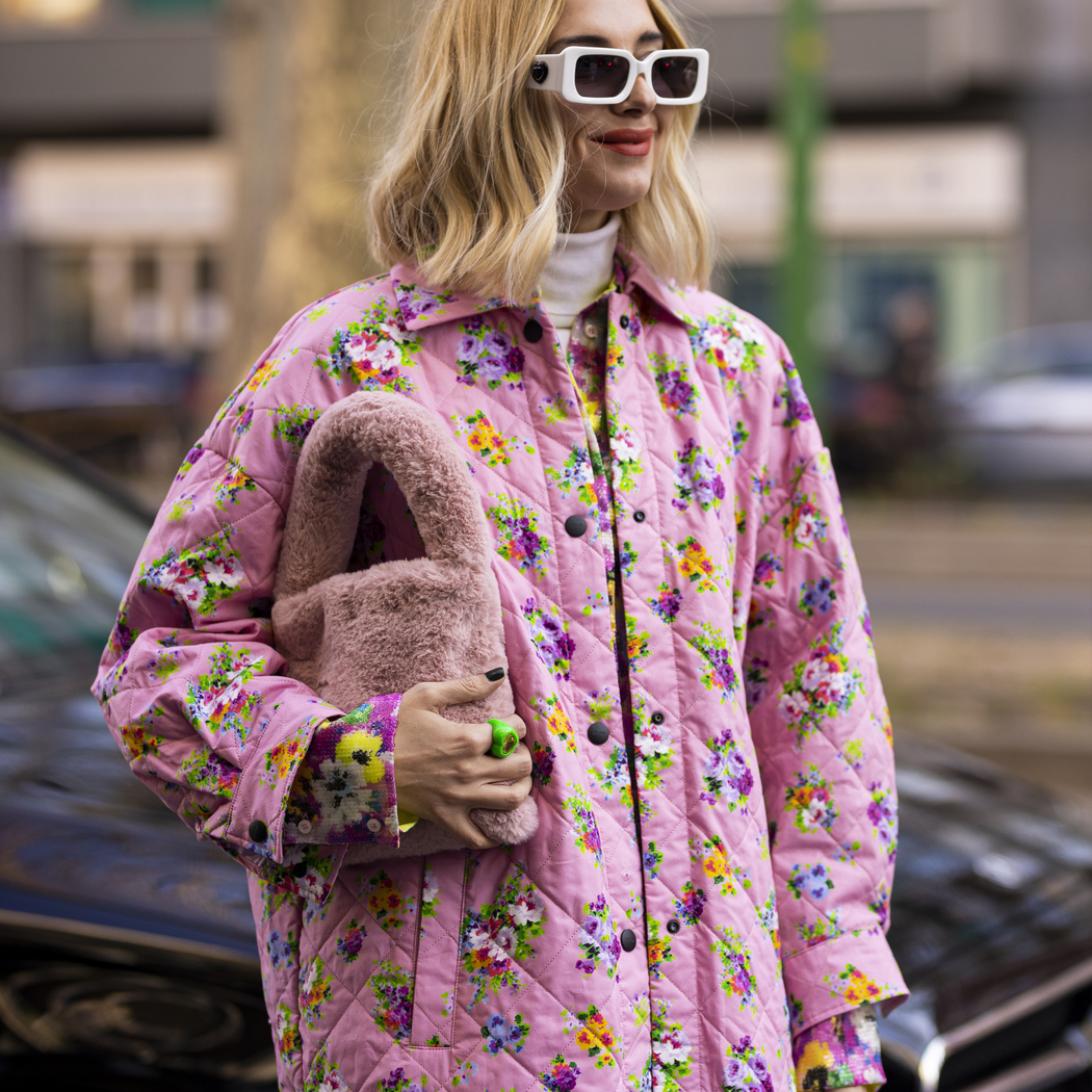 Zamiast marynarki w kratkę kurtka w modny wzór. Ożywi każdą stylizację